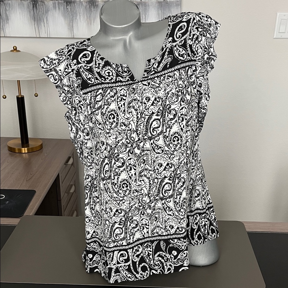 LOFT Black and White Paisley Blouse